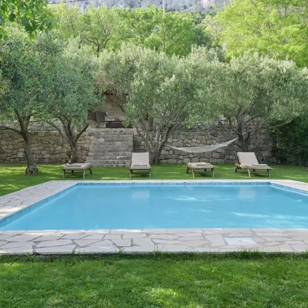 Holiday Home Radic, Heated Pool, Nature & Near Split, hotel a Klis