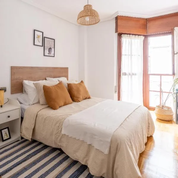 Dúplex Gijón Centro Playa - Garaje gratuito -, hotel in Gijón