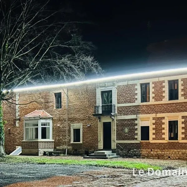Le Domaine du Castel, hotel v destinaci Saulzoir