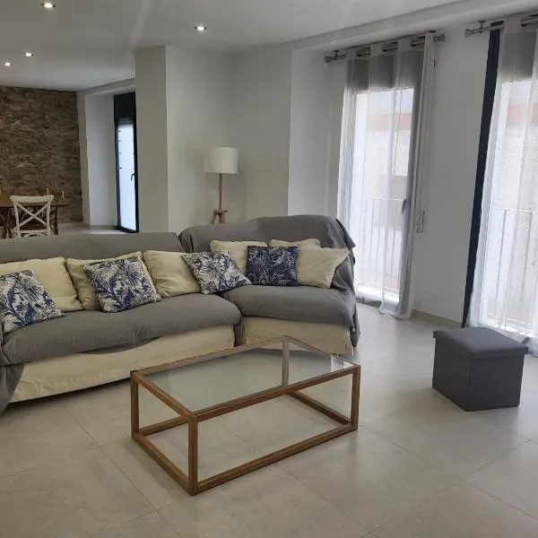 Roses Casc Antic Sl Sabater 4, hotel en Roses