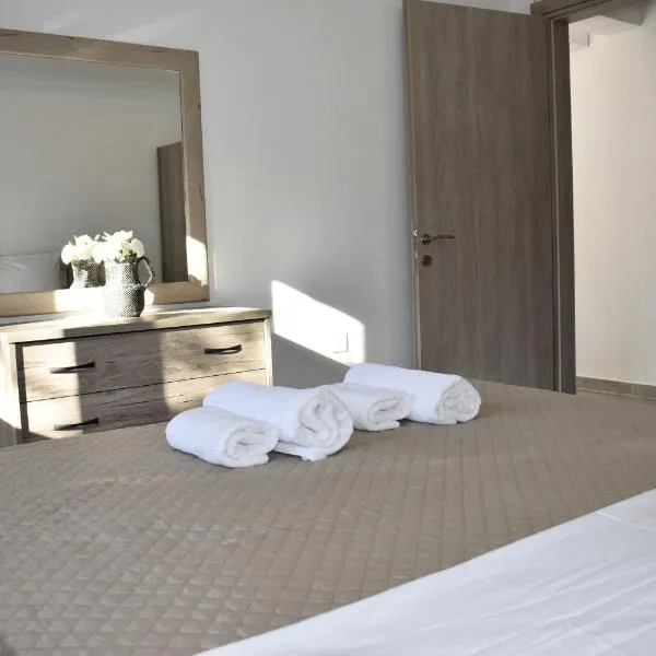 Irina's Apartment 2, hotel em Psakoudia