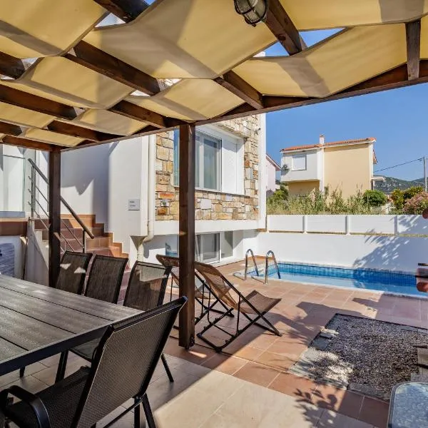 Petritis Villas B, hotel v destinaci Nea Iraklitsa
