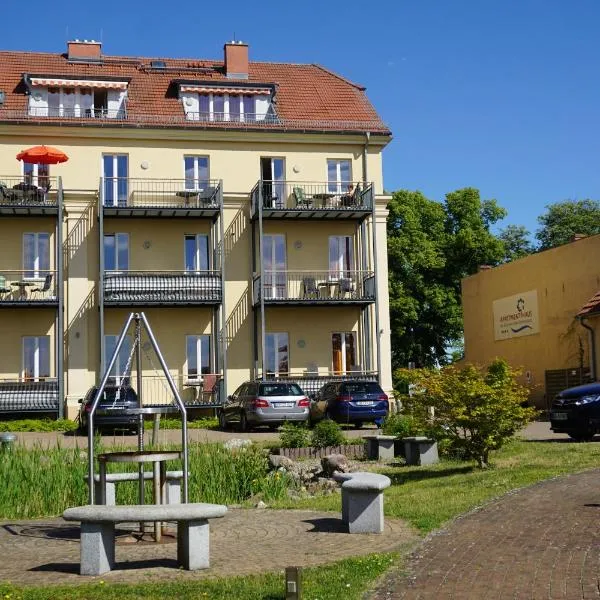Einraumapartment im Erdgeschoss mit Seeblick, hotel v mestu Rheinsberg