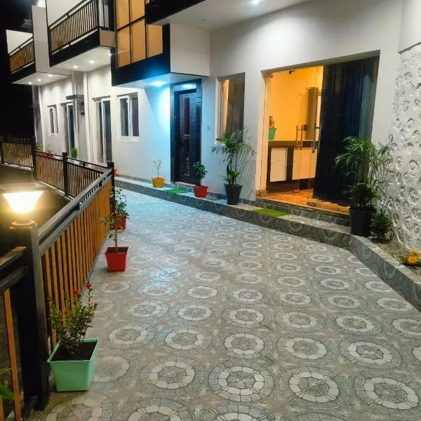 Monarch Hills, hotel in Lansdowne