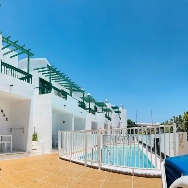 -MONTORIAN Apartments -LANZAROTE, хотел в Тиас