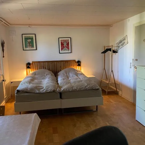 Fasanvej 3 Stort værelse, hotel v destinaci Middelfart