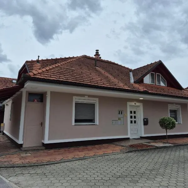 Oddih v mirnem in zelenem okolju, hotel v destinaci Škofljica