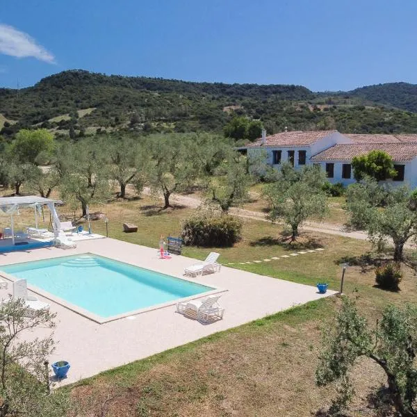 Tenuta Don Ballore, hotel v destinaci Galtellì