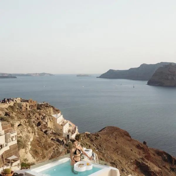 Nano Oia Villas, hotel v destinaci Oia
