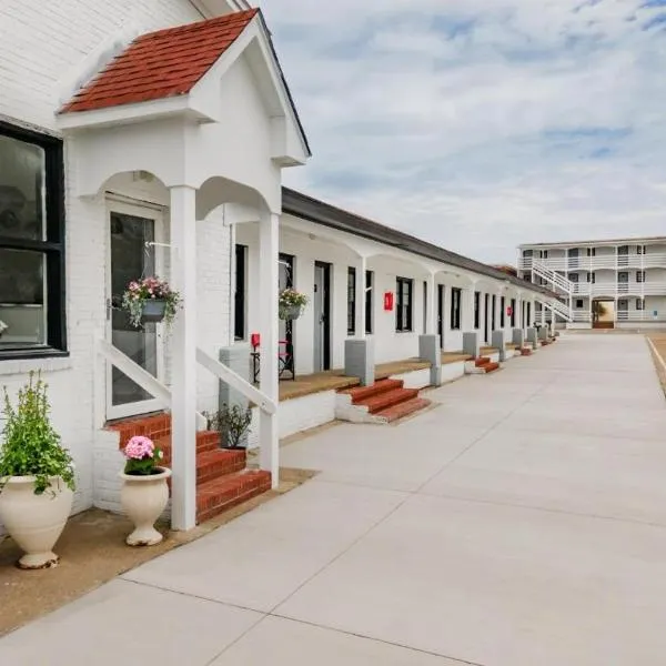 Mia's Boutique Hotel, hotel v destinaci Nags Head