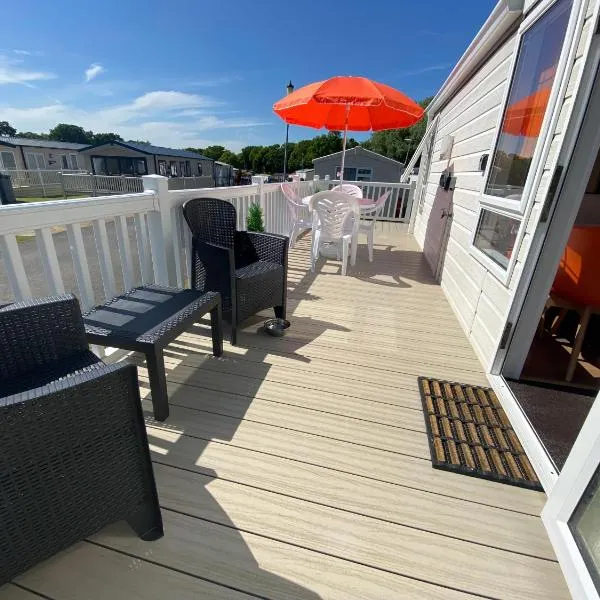 Red Squirrel Lodge, hotel v destinaci Sandown