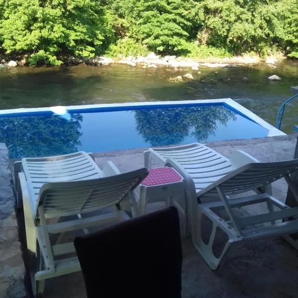 "Golden Dream", hotel a Jajce