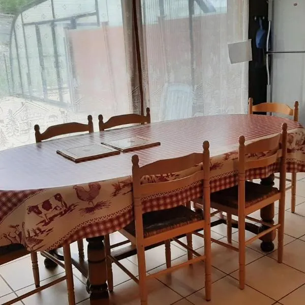 Charmant appartement avec espace détente – hotel w mieście Dévoluy