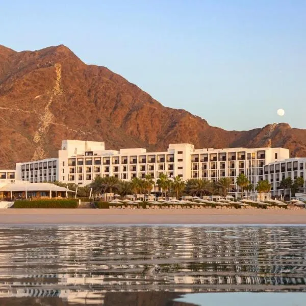 InterContinental Fujairah Resort, an IHG Hotel、アル・アカのホテル