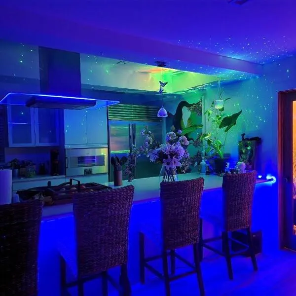 Heaven's Best Kept Secret 4 Min From The Sea, hotel v destinaci Pacific Palisades