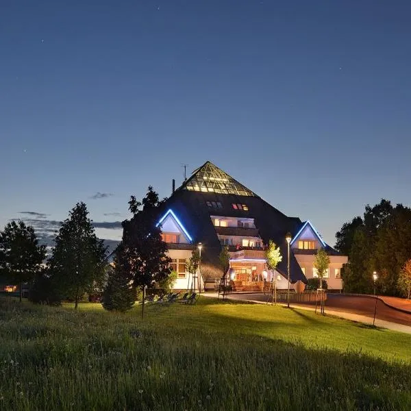 Lázeňský hotel Pyramida, hotel v destinaci Františkovy Lázně