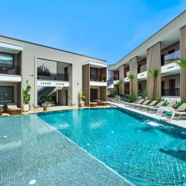 Luuks Luxury Accommodation, hotel v destinaci Chanioti