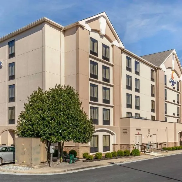 Comfort Inn Greensboro - Kernersville, hotel v destinaci Greensboro