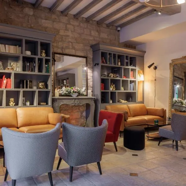 Hôtel Saint Martin Bastille، فندق في باريس