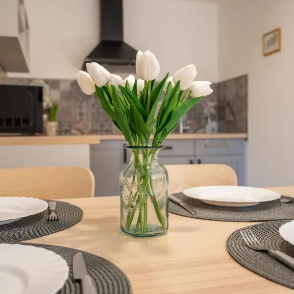 Tündérkert Apartman, hotel v destinaci Gyula