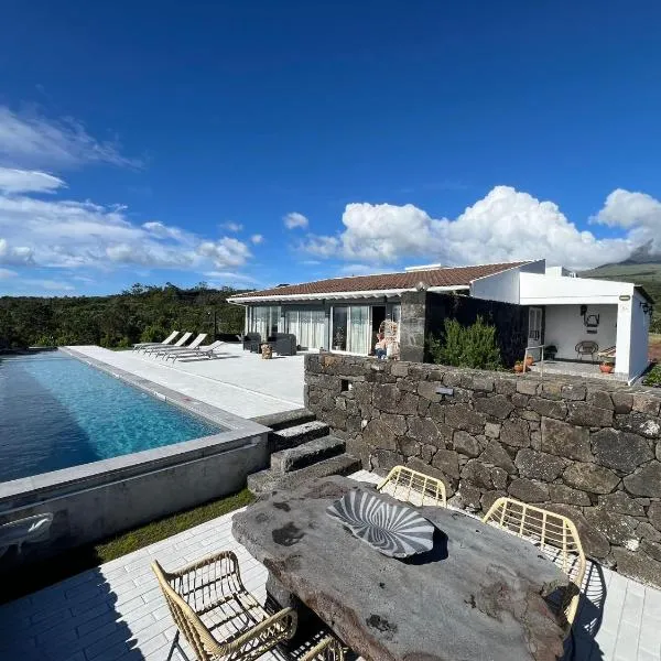 PicoTerrace, hotel in Madalena