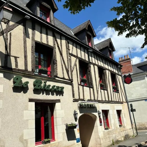 Hôtel Le Blason, hotell sihtkohas Chançay