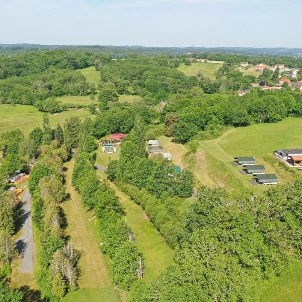 CAMPING LA PERLE, hotel a La Rochette