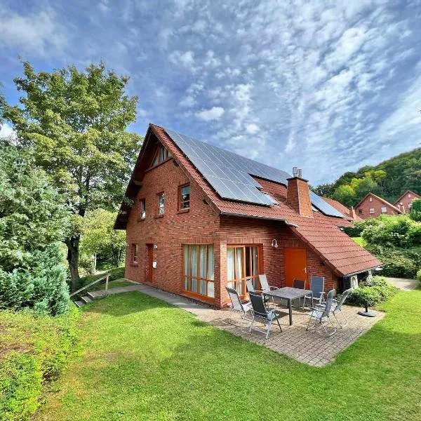 Natur-Ferienpark, hotel in Nieheim