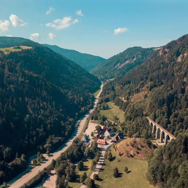 Hotel Hofgut Sternen - Ravennaschlucht, hotel v destinaci Breitnau