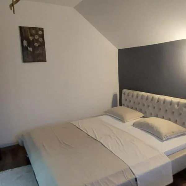 Jurašić Popović, hotel v destinaci Ogulin