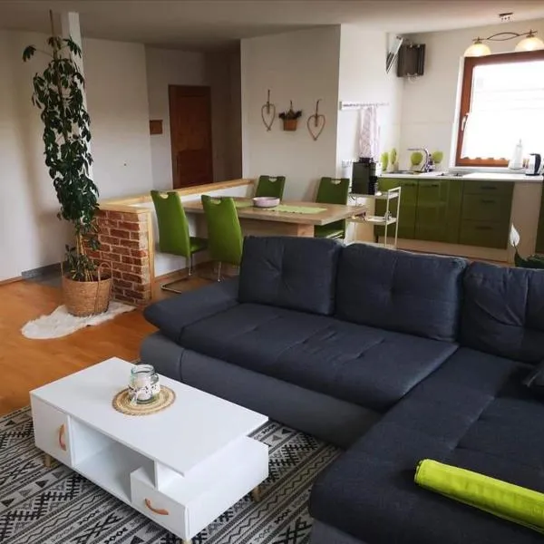 Ferienwohnung nahe Neusiedler See, hotel en Oslip