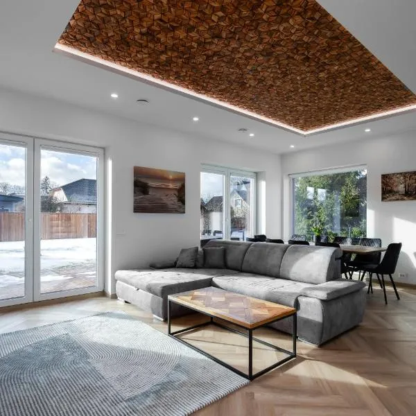 Posti villa 2, hotel a Pärnu