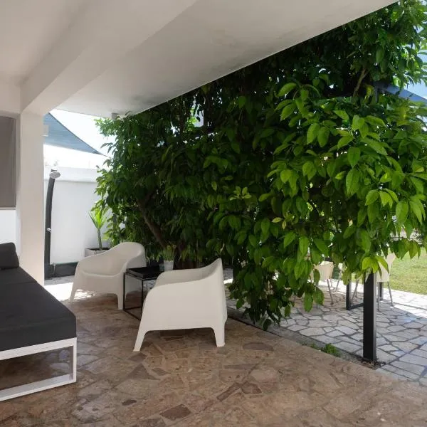 Holiday Home LI-ZA, Hotel in Privlaka