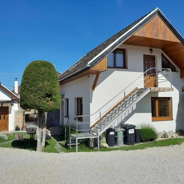Penzión Anika, hotel v destinaci Krásnohorská Dlhá Lúka