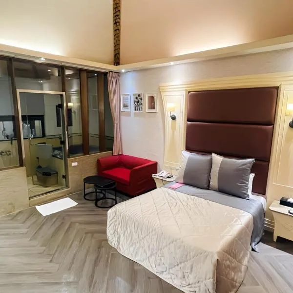 Giyoche Motel, hotel v destinaci Wanli