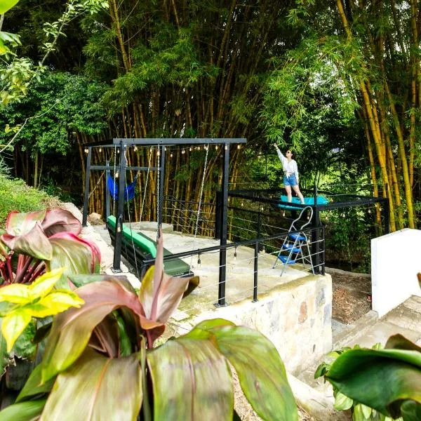 Casa El Guadual, hotel v destinaci La Mesa