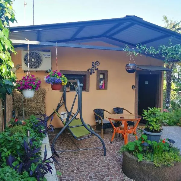 Little garden house, hotel in Rijeka