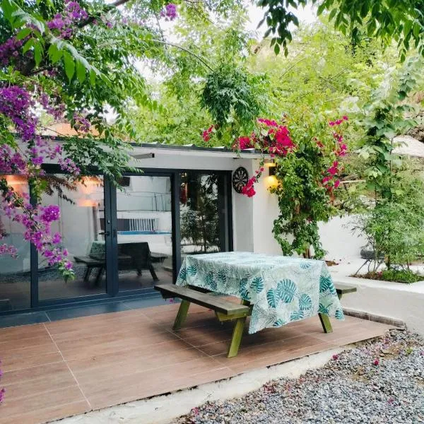 BayKus Guesthouse-Konukevi, hotel v destinaci Soke