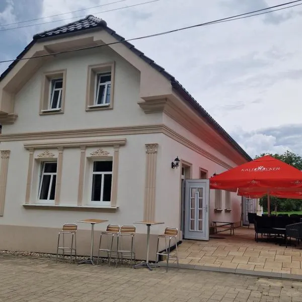 Apartmány u Mráza, hotel v destinaci Betliar