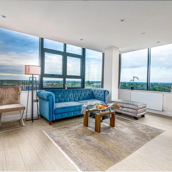 Heathrow Family Apartments, hotel in Sunbury Common
