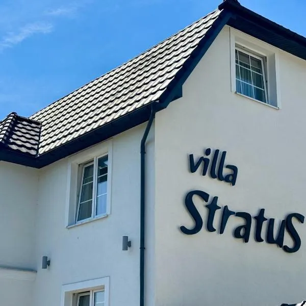 Villa Stratus, hotell i Juszkowo