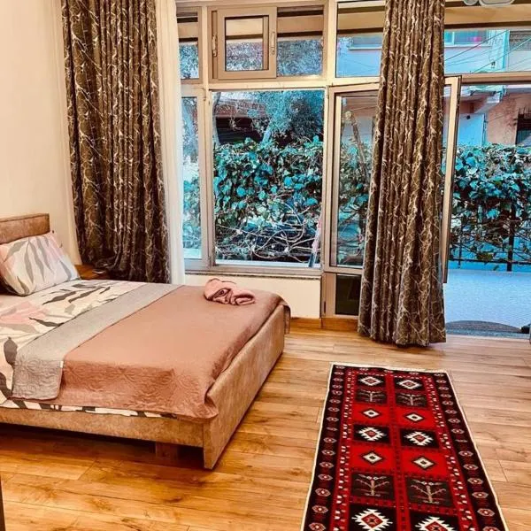 Comfy Studio in City Center, hotel v destinaci Tirana