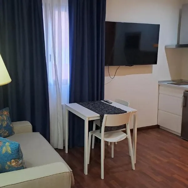 Hotel Suite Camarena، فندق في تيرويل