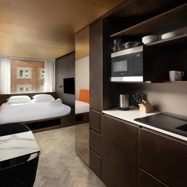 Stow Away Waterloo, hotel in London