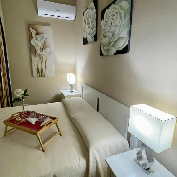 Appartamento piscina&mare, hotel in Ostia