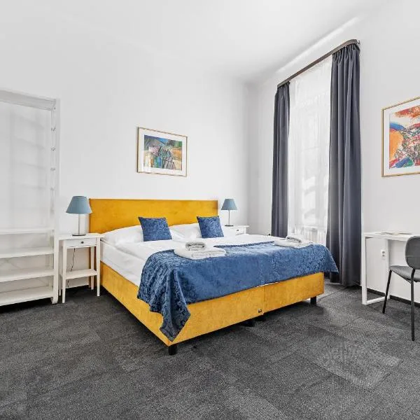 BlueBell Hotel, hotel in Bratislava