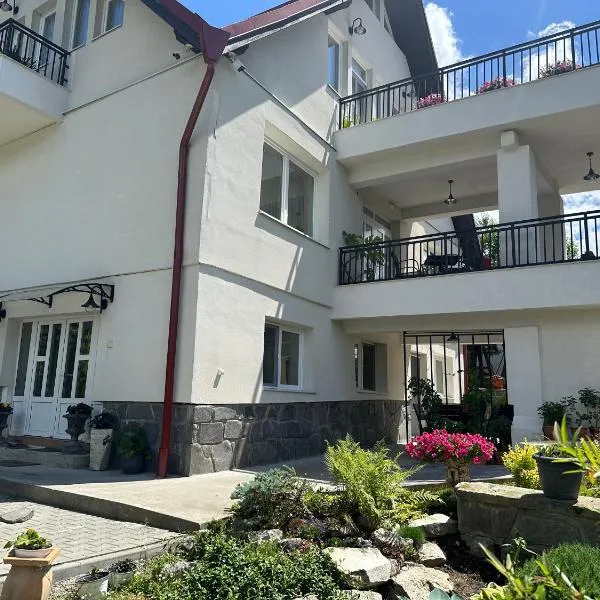 Nu ma uita 2, hotel v destinaci Sovata