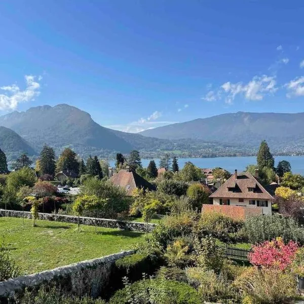 Appartement avec Jardin & vue Lac Talloires (15' Annecy), hotel i Talloires