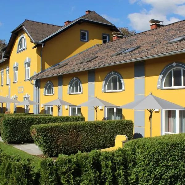 Gästehaus Karl August, готель у місті Фонсдорф