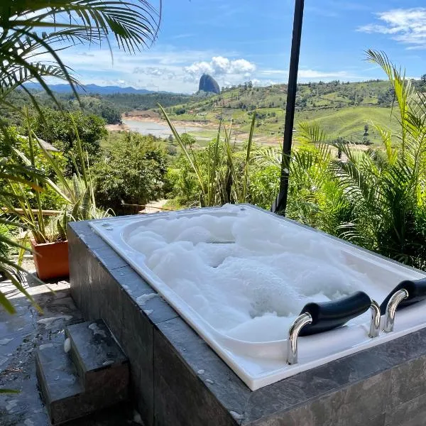 Cabaña el mirador azul, hotel in Guatapé